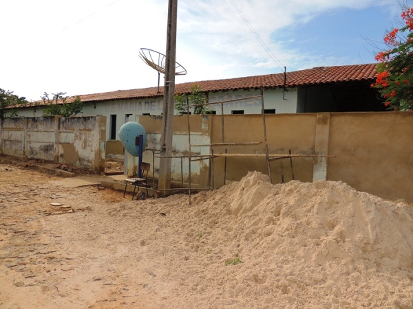 Reforma da escola da comunidade São Gonçalo em fase de conclusão - Imagem 1