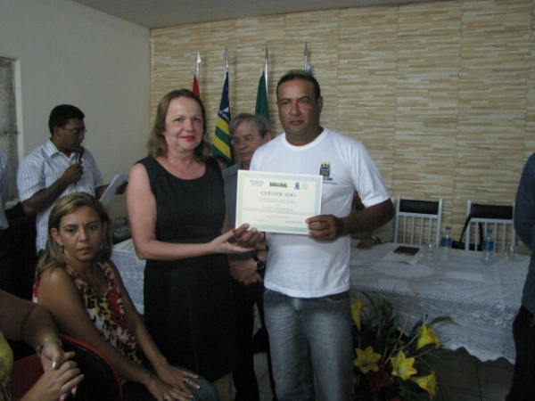 Jovens recebem certificados do PRONATEC em Miguel Alves - Imagem 13