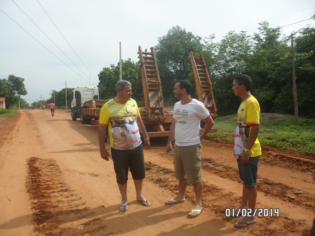 Chega primeiras maquinas que iniciarão a obra de asfaltamento da PI 331 