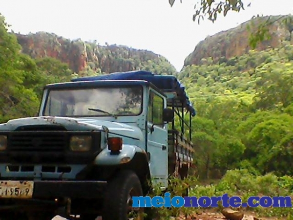 Carro da Secretaria de Educação de Domingos Mourão é usado para evento particular. - Imagem 3