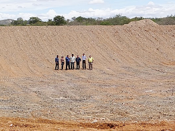 Secretário Rubem Martins visita obras e barragens no município - Imagem 4