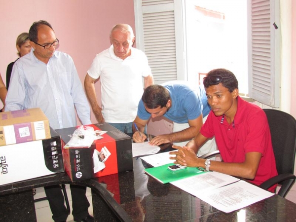 Prefeitura de Barras entrega veículo e novos equipamentos para o Conselho Tutelar - Imagem 18