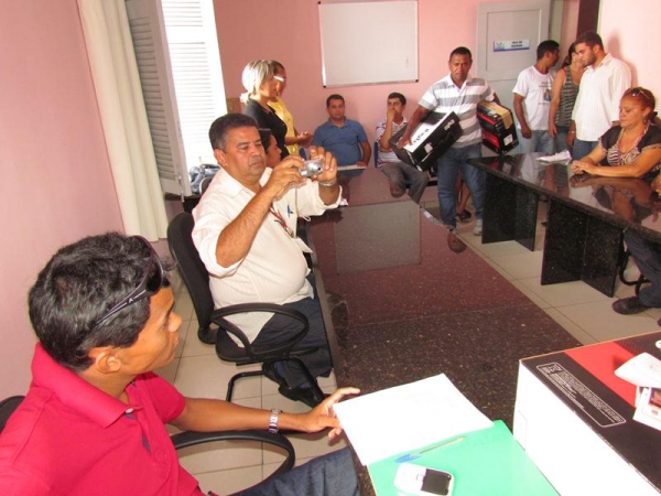 Prefeitura de Barras entrega veículo e novos equipamentos para o Conselho Tutelar - Imagem 23