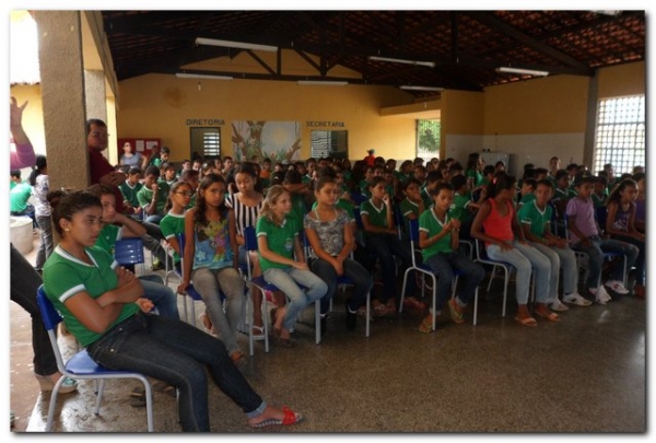 CREAS desenvolve Projeto CREAS : Protagonismo Juvenil Combate as Drogas na Unidade Escolar Manoel F. B. de Macedo - Imagem 10