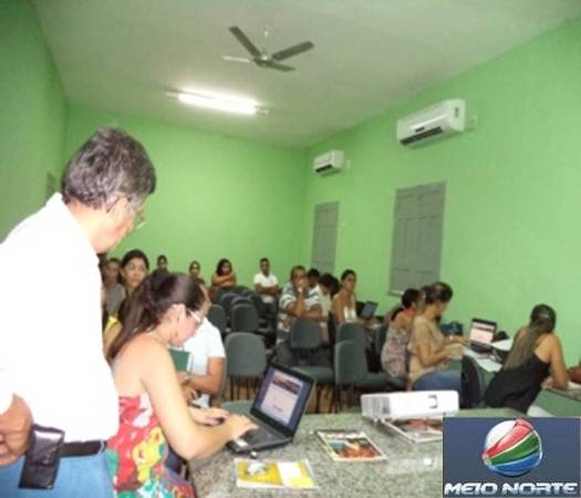 Enfermeiros e técnico de informática do Vale do Sambito receberam capacitação sobre 