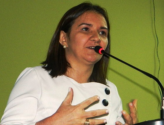 Prefeita quer participação do MP no acompanhamento de concurso