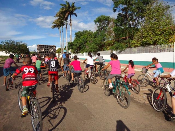 Alunos do Programa 2 Tempo participante de Ciclismo - Imagem 4