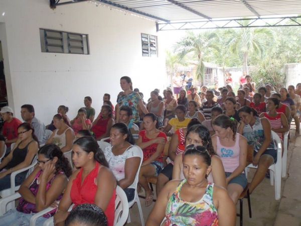 Reunião com pais e responsáveis com a Direção e equipe pedagógica do Ginásio Municipal Maria dos Remédios. - Imagem 16