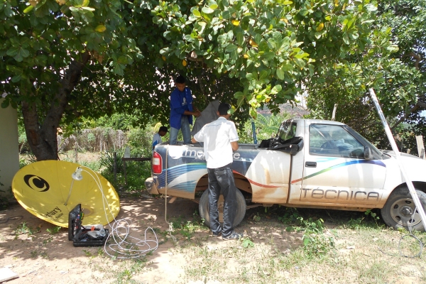 Prefeita de Currais Claudia lobo colocou sinal da TV Meio Norte em Para Batins - Imagem 1