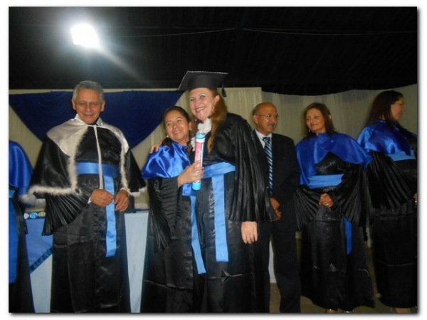 UAPI- UFPI CEAD do Polo de Inhuma realiza Solenidade Formatura de 41 Alunos do Curso de Pedagogia - Imagem 48