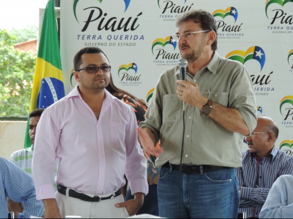 Governador Wilson Martins Inaugura obras de seu governo em Barra D“Alcântara  - Imagem 30