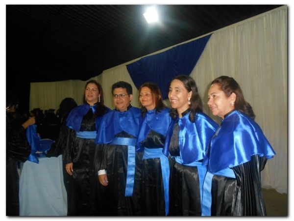 UAPI- UFPI CEAD do Polo de Inhuma realiza Solenidade Formatura de 41 Alunos do Curso de Pedagogia - Imagem 59