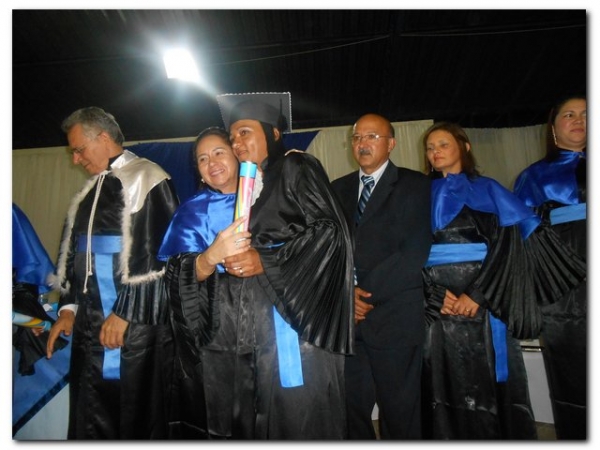 UAPI- UFPI CEAD do Polo de Inhuma realiza Solenidade Formatura de 41 Alunos do Curso de Pedagogia - Imagem 42