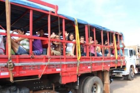 Em sua décima edição, Janainna Marques leva caravana de fiéis a Canindé - Imagem 2