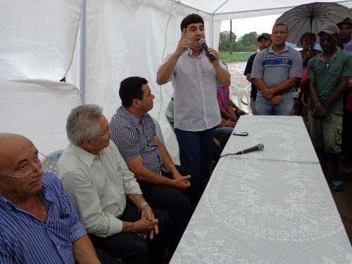 Prefeitura de Amarante concede reajuste para professores