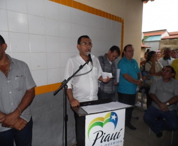 Wilson Martins inaugura obras e é recebido por lideranças políticas  - Imagem 18