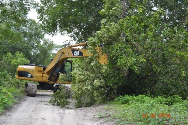 Obra de asfaltamento da Pi 331 é acelerada com a chegada de mais máquinas. - Imagem 3