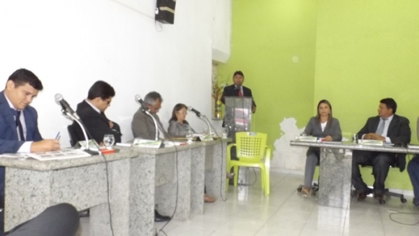 Prefeito Zé Henrique fala sobre ações de 2013 e anuncia ações para 2014 - Imagem 10