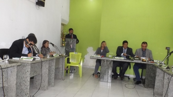 Prefeito Zé Henrique fala sobre ações de 2013 e anuncia ações para 2014 - Imagem 13