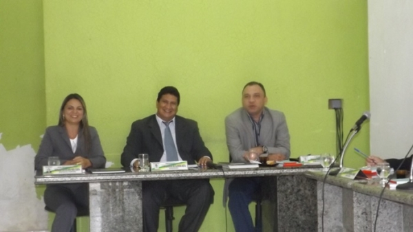 Prefeito Zé Henrique fala sobre ações de 2013 e anuncia ações para 2014 - Imagem 16