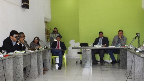 Prefeito Zé Henrique fala sobre ações de 2013 e anuncia ações para 2014 - Imagem 5