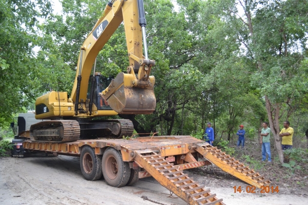 Obra de asfaltamento da Pi 331 é acelerada com a chegada de mais máquinas. - Imagem 4