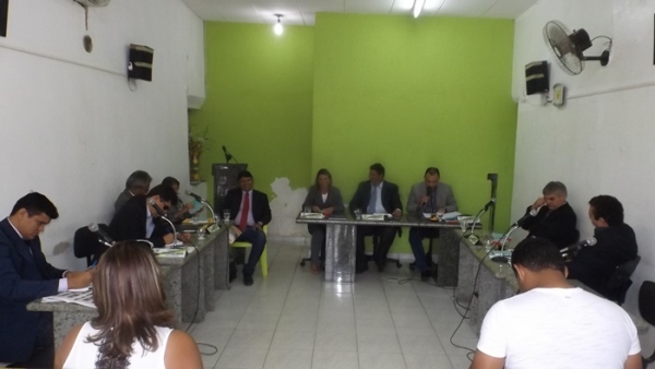 Prefeito Zé Henrique fala sobre ações de 2013 e anuncia ações para 2014 - Imagem 15