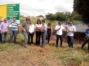 Prefeito Jonas Moura assina ordem de serviço para construção de Academia da Saúde