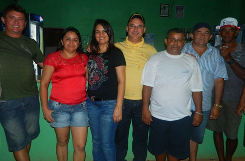 Empresário Paulo Gomes promoveu festa para autoridades políticas e populares em Mocambinho - Imagem 16