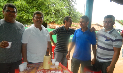 Empresário Paulo Gomes promoveu festa para autoridades políticas e populares em Mocambinho - Imagem 11