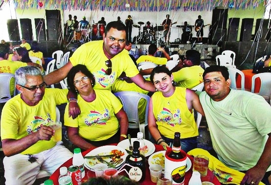 Ao som de muita marchinha a “Feijoada do Lili” abre com chave de ouro o carnaval de Barras 2014 - Imagem 20