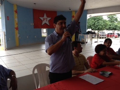 Clemilton Queiroz participa dos 34 anos do PT em Floriano