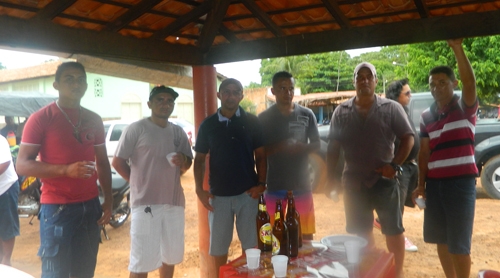 Empresário Paulo Gomes promoveu festa para autoridades políticas e populares em Mocambinho - Imagem 8