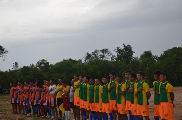 Prefeito Tonho Veríssimo acompanhou a final do Torneio regional de Férias da Comunidade Boa Hora 