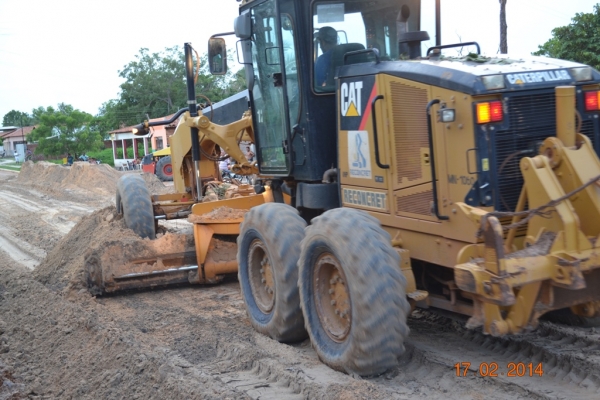 A obra de asfaltamento da PI 331 começa a receber aterro. - Imagem 32