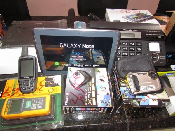 Prefeito Edílson Capote entrega equipamentos para a Secretaria da Defesa Civil - Imagem 4