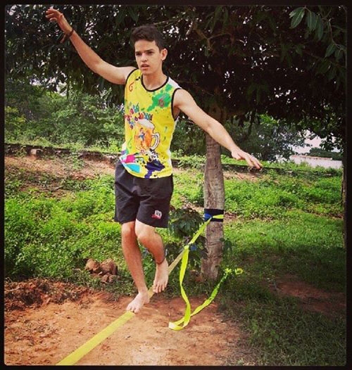 Galera Teen brasileirense treinando com eficiência o Slickline - Imagem 10