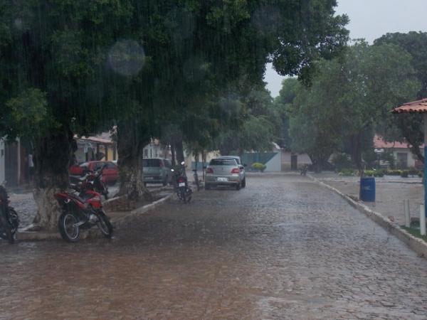 Chuvas caem em grande volume em Canavieira - Imagem 5