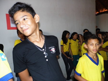 Prefeito Airton Veloso e secretária municipal de Educação, fazem entrega de bicicletas do programa pedala Piauí - Imagem 7