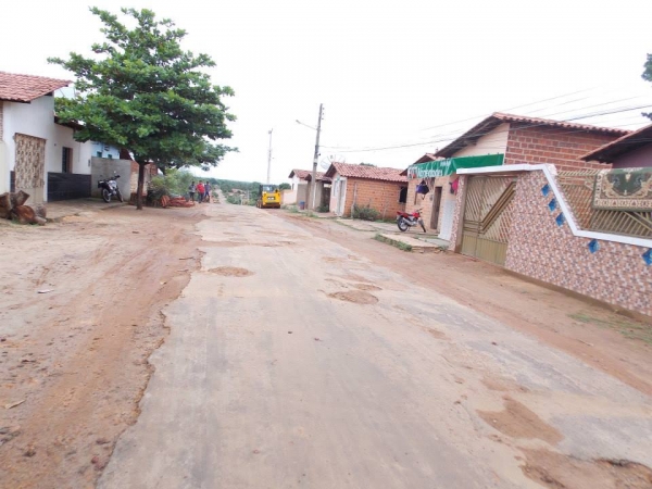 Prefeitura inicia o recapeamento na Rua José Fernandes. - Imagem 1
