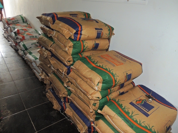 Prefeitura de Milton Brandão distribui sementes para agricultores - Imagem 8