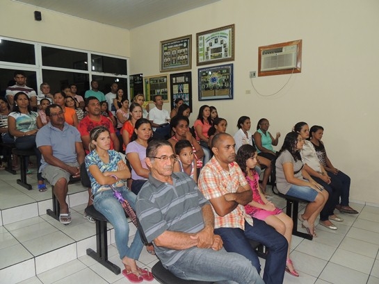 Prefeito Jonas Moura discursa na abertura dos trabalhos da Câmara de Vereadores de Água Branca. - Imagem 1
