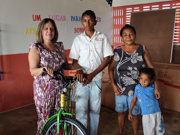 Prefeito participa de encerramento do Encontro Pedagógico 2014 - Imagem 21