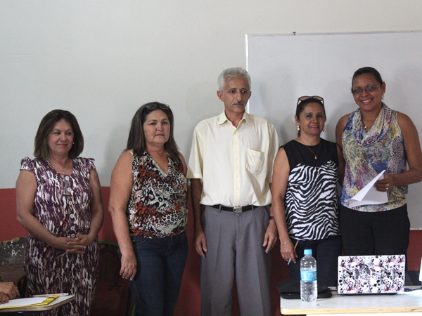 Prefeito participa de encerramento do Encontro Pedagógico 2014 - Imagem 5