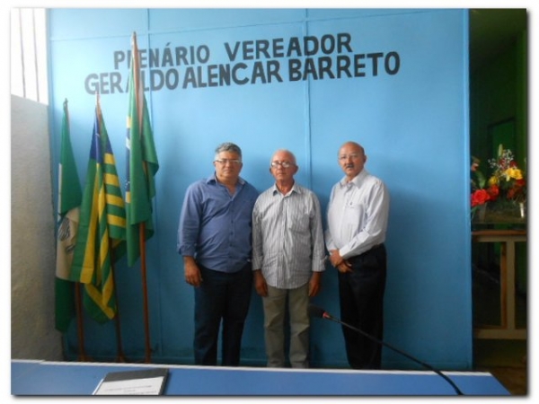 Dr. Moura deixa mensagem na abertura dos trabalhos do Legislativo para o ano de 2014 - Imagem 10