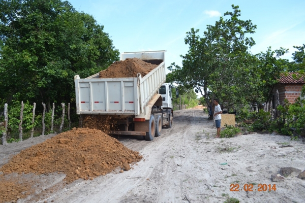 Prefeitura conserta ruas da cidade de Boa Hora - Imagem 3