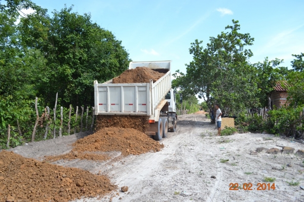 Prefeitura conserta ruas da cidade de Boa Hora - Imagem 4
