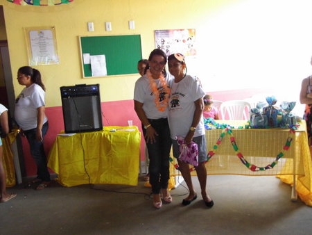 Encontro de dois grupos da melhor idade, termina em carnaval - Imagem 3