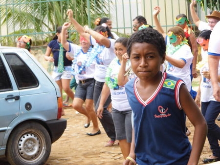 Encontro de dois grupos da melhor idade, termina em carnaval - Imagem 27