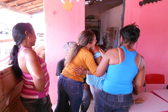 Prefeita  Claudia lobo inicia entrega  de Bicicletas para alunos do município de currais - Imagem 25